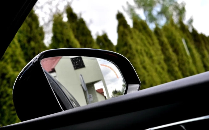 Volvo V60 cena 98900 przebieg: 179000, rok produkcji 2020 z Płock małe 781